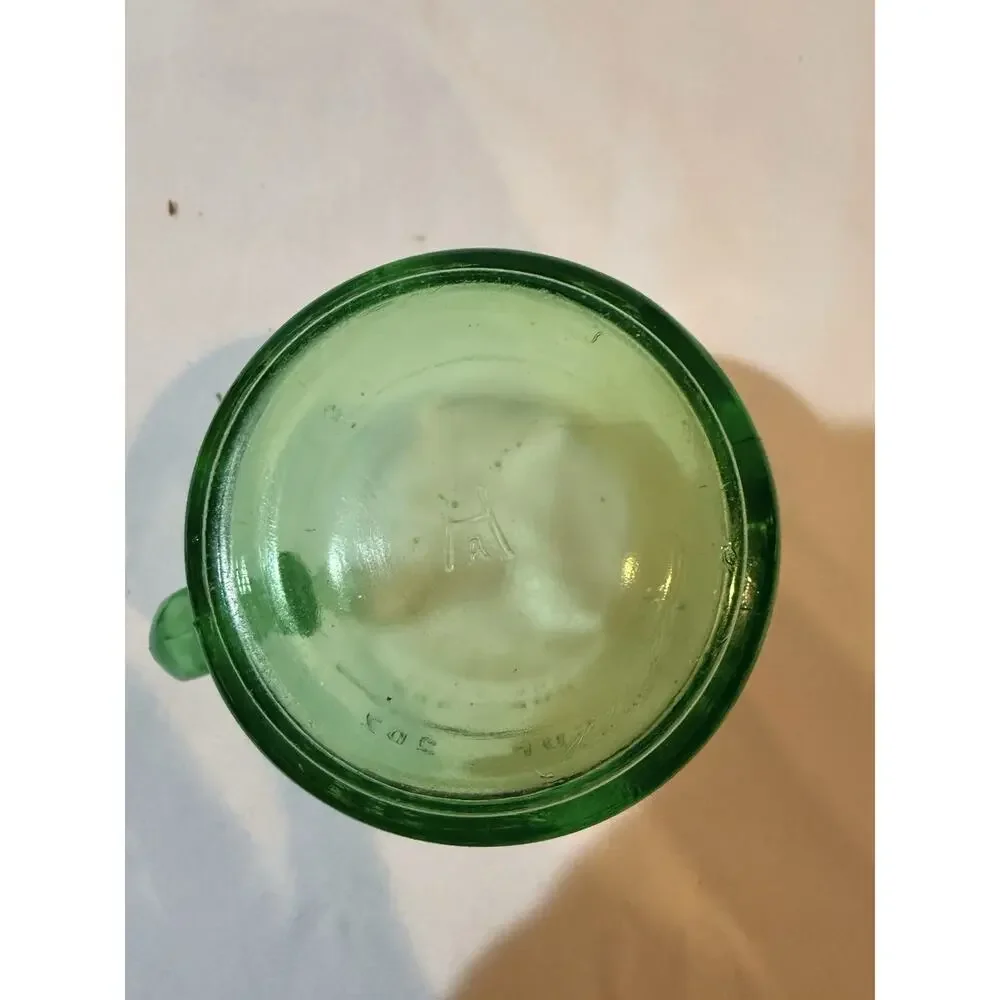 Vintage Anchor Hocking Green Depression Glass Cup Measuring Cup Possible Uranium